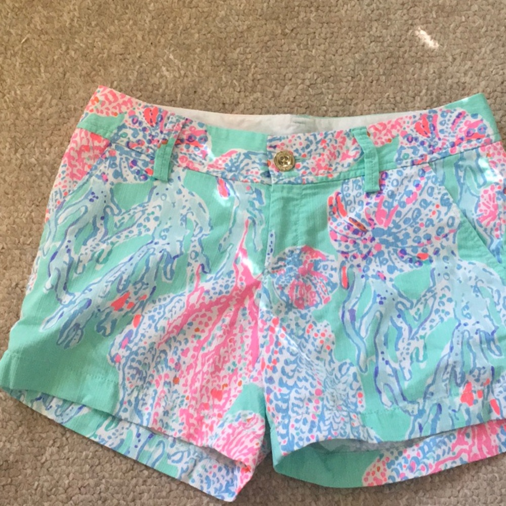 Lilly Pulitzer Callahan shorts, size 2. 2/$60 - Picture 3 of 5